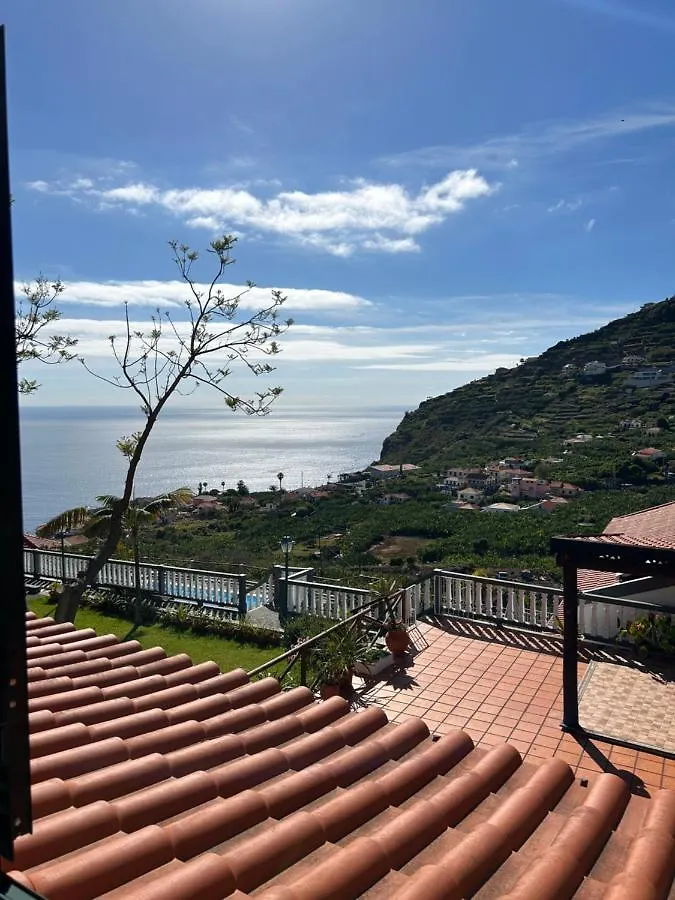 Tropical Garden Villa Arco da Calheta